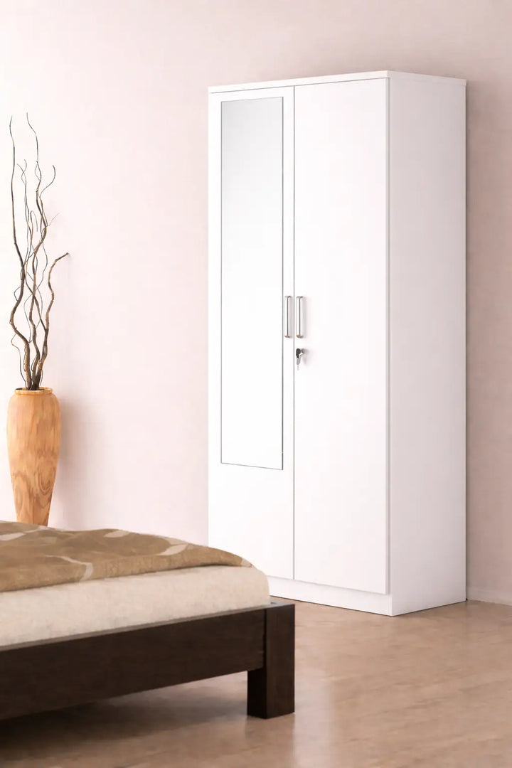 Kosmo Wardrobe