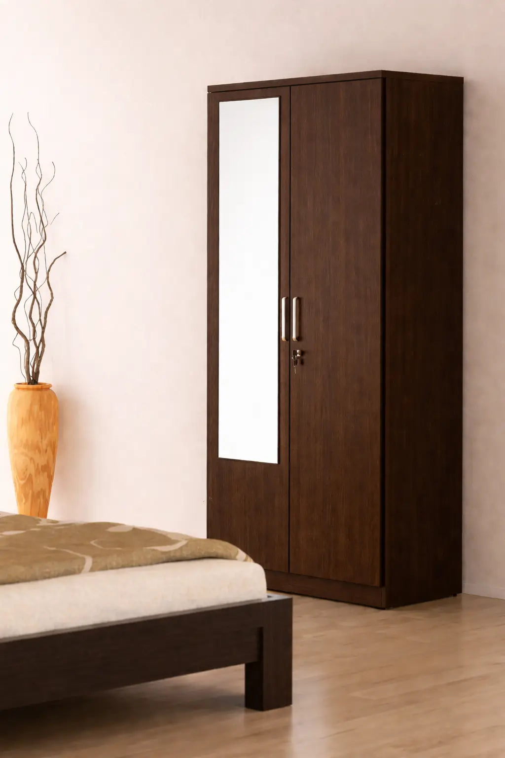 Kosmo Wardrobe