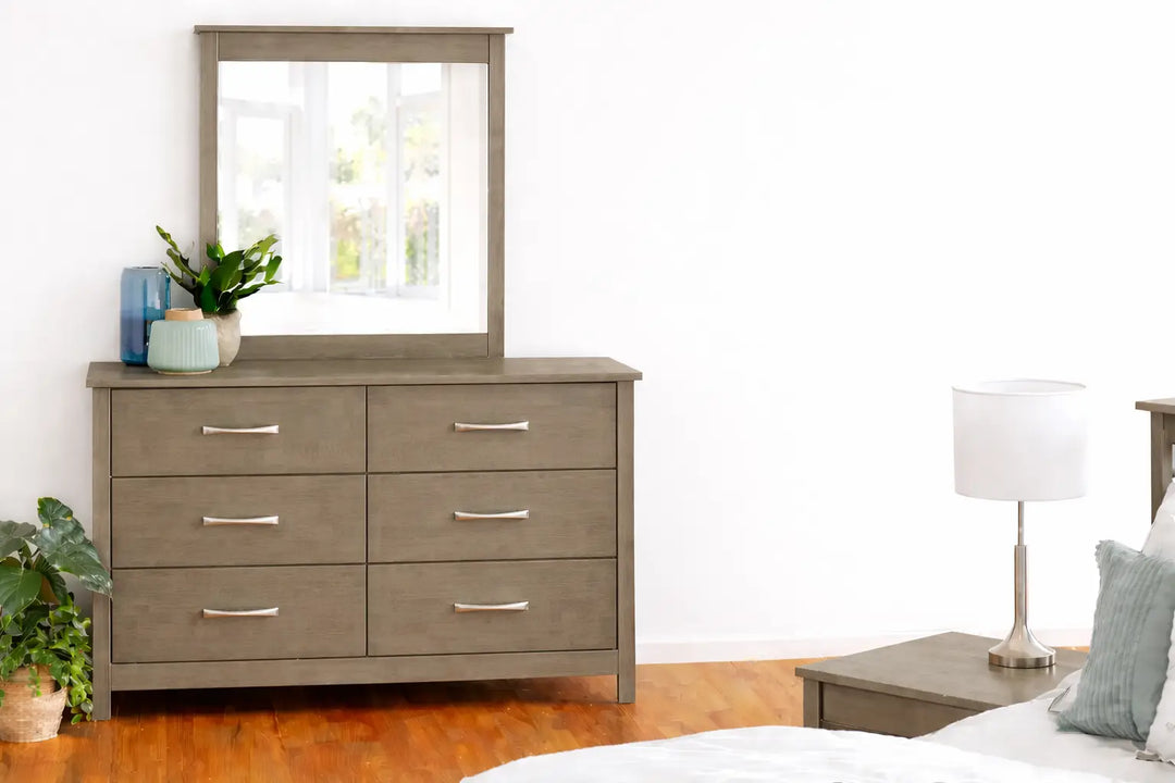 Dresser with Mirror, CD05