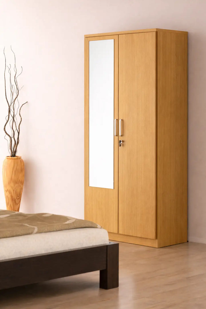 Kosmo Wardrobe