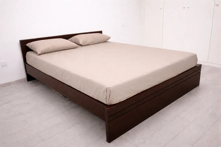 Quentin Bed